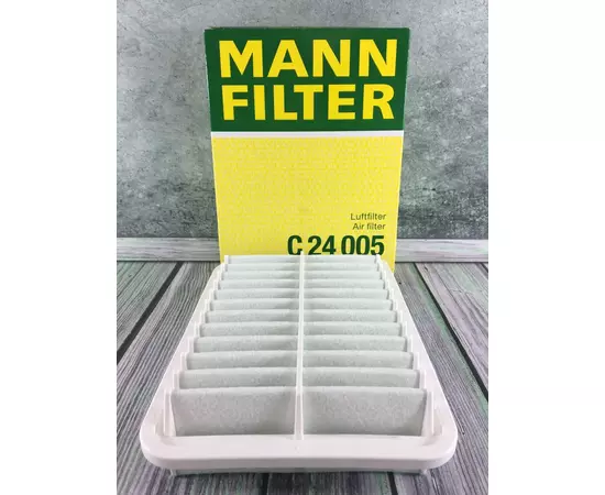 Фильтр воздушный оригинальный MANN-FILTER C24005 (Lexus, Toyota) Польша